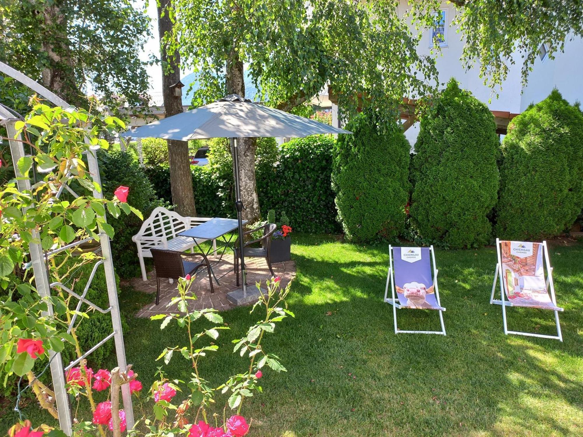 Ferienwohnungen Sonja Bernau am Chiemsee Eksteriør bilde